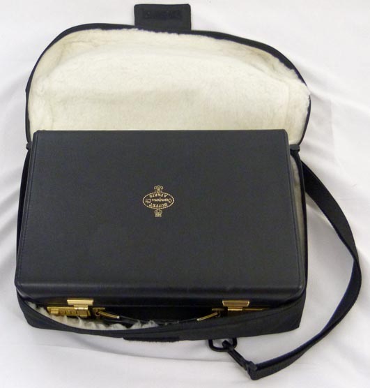 Buffet DG Prestige Bb Clarinet - includes original Buffet hard shell case and insulated case cover