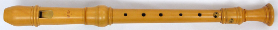 Used Moeck Rottenburgh Model 339 4304 alto recorder - front side of recorder
