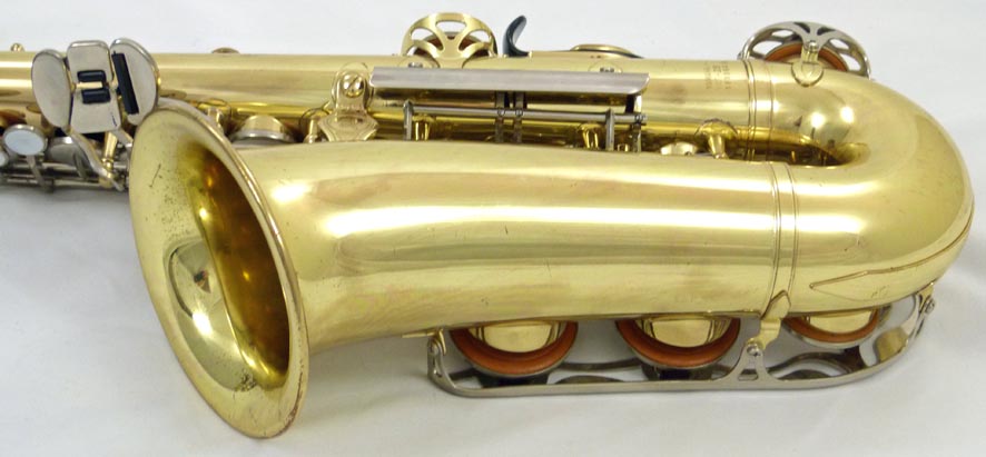 Used Yamaha YAS-23 alto saxophone - close up of bell